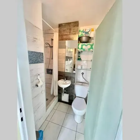 Apartment Sawa 2xmetro Wifi 500 Mbs 50'tv Netflix Hbo Appletv+ Warschau