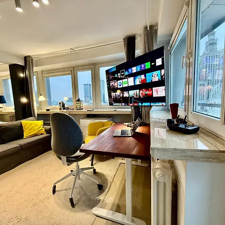 Sawa 2xmetro Wifi 500 Mbs 50'tv Netflix Hbo Appletv+ Apartment Warsaw