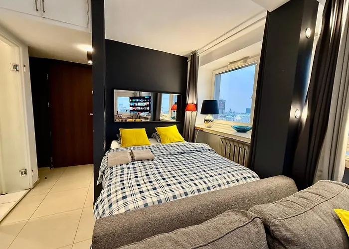 Sawa 2xmetro Wifi 500 Mbs 50'tv Netflix Hbo Appletv+ Apartment Warsaw