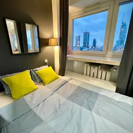 Sawa 2xmetro Wifi 500 Mbs 50'tv Netflix Hbo Appletv+ Apartment Warsaw