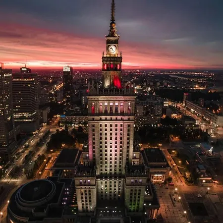 Sawa 2xmetro Wifi 500 Mbs 50'tv Netflix Hbo Appletv+ 아파트 바르샤바