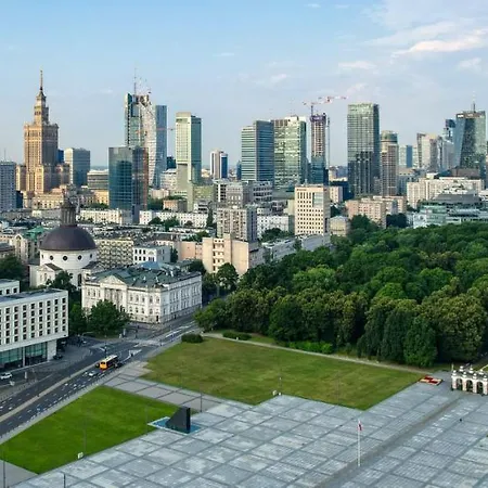 아파트 Sawa 2xmetro Wifi 500 Mbs 50'tv Netflix Hbo Appletv+ 바르샤바